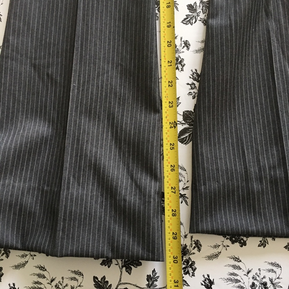 Bcbgeneration Gray Pinstriped Lightweight Pants 8 - image 5